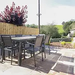 Holiday home Ghyll *